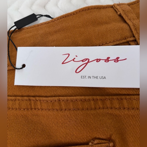 VIGOSS Shorts with Studs NWT - Picture 8 of 12